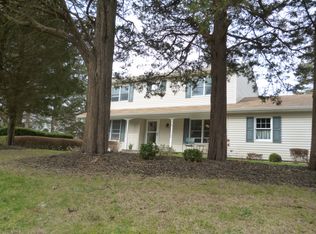 43 Wayne Ct, Northport, NY 11768