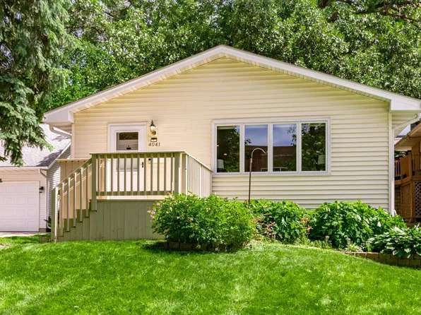 4041 Chowen Ave S, Minneapolis, MN 55410