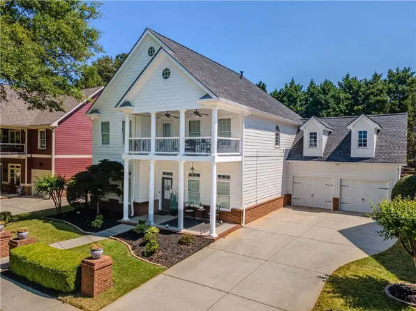 540 Warm Springs Ct, Loganville, GA 30052