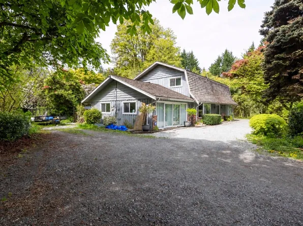 13205 Cedar Way, Maple Ridge, BC V4R 2T4