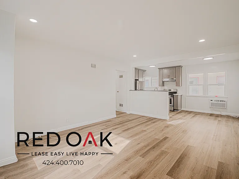 3903 W 27th St #4 — Photo 4