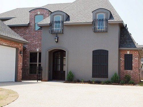 2nd image of 541 Chinquipin Dr