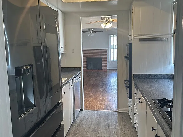 35214 Avenue C — Photo 12