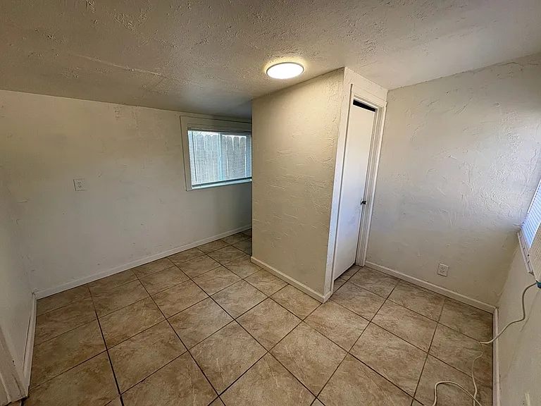 38745 1/2 Campbell Dr — Photo 9