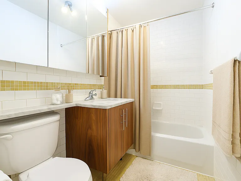 234 Skillman Ave #5D — Photo 6
