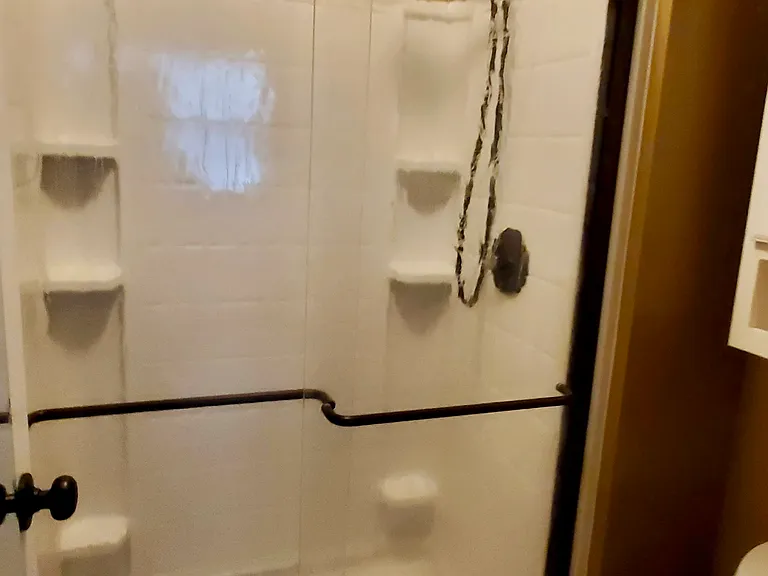 2426 Sanford Dr — Photo 13