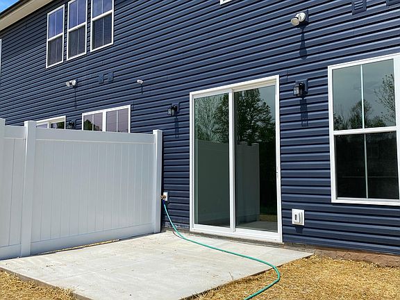 4th image of 4830 Moon Lake Ln #1