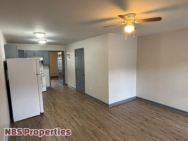 867 N Gallaher View Rd — Photo 6