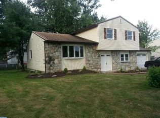 619 S Oxford Valley Rd, Fairless Hills, PA 19030