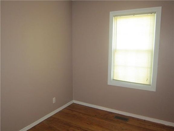 5th image of 1118 N Indian Ln