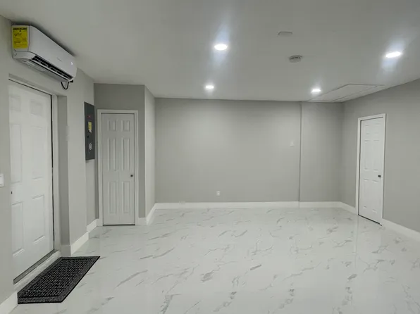 221 NE 23rd Ave #A, Cape Coral, FL 33909