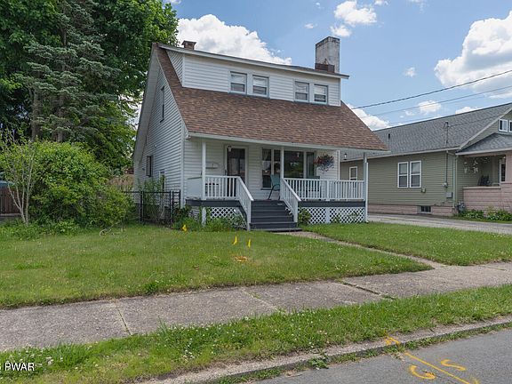3rd image of 7 Lyman Ave