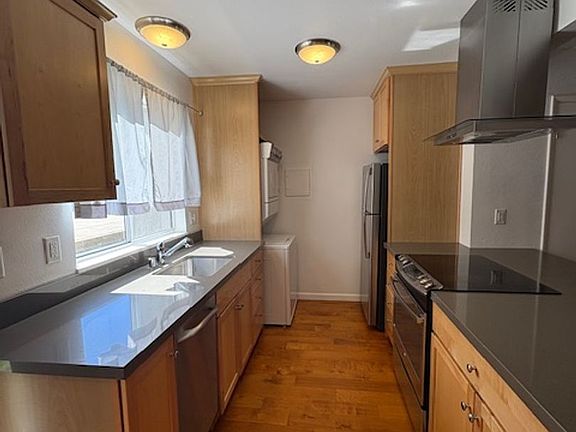 4th image of 310-330 Kentucky St #320-A