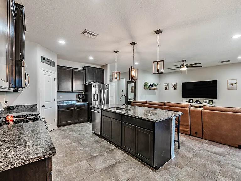 6420 Triton Ln — Photo 46