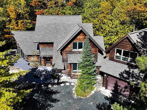 2nd image of 4618 Crystal Dr