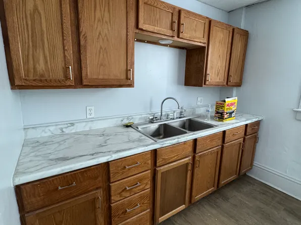 442 E Thornton St APT 1, Akron, OH 44311