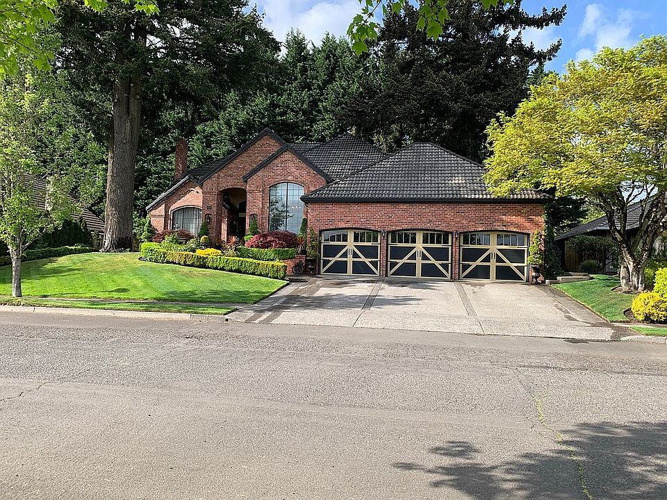 1st image of 16520 SE 34th Way