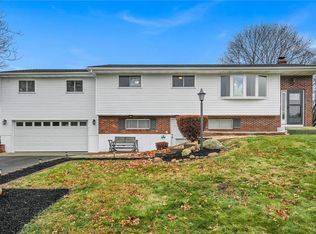 939 Carbon St, Walnutport, PA 18088