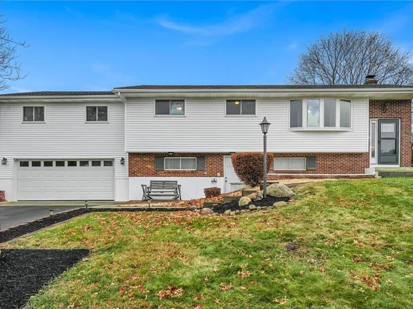 939 Carbon St, Walnutport, PA 18088