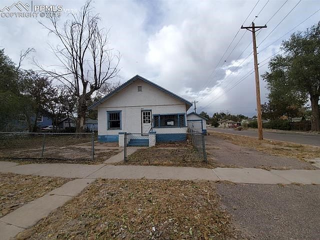 1st image of 1539 E 2nd St