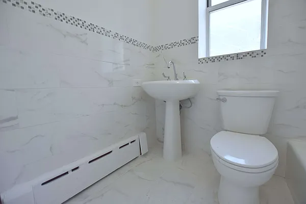 Rented by Bold New York | media 1