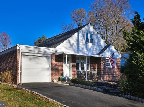 2221 Charles St, Glenside, PA 19038