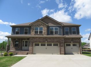 1294 Highgrove Ln, Clarksville, TN 37043