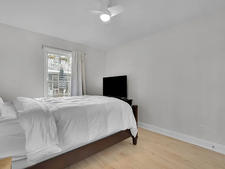 702 Tattnall St — Photo 20