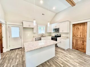 9 Stonecrest Dr, Rock Spring, GA 30739