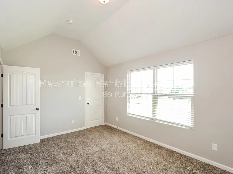 116 Slate Dr — Photo 9