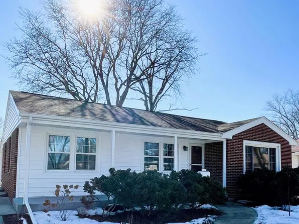 10345 West Manitoba STREET, Milwaukee, WI 53227