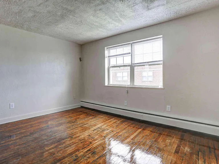 Magnolia Park Apartments — Photo 9