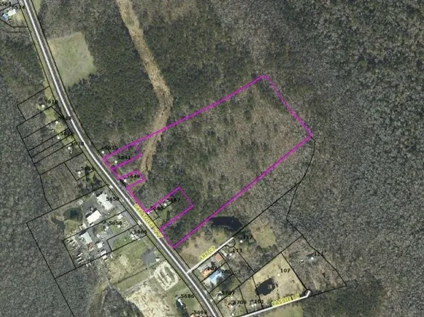 5641 Caratoke Hwy, Poplar Branch, NC 27965