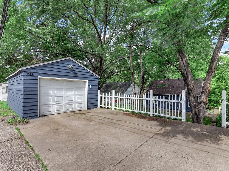 3430 Taylor St NE — Photo 16