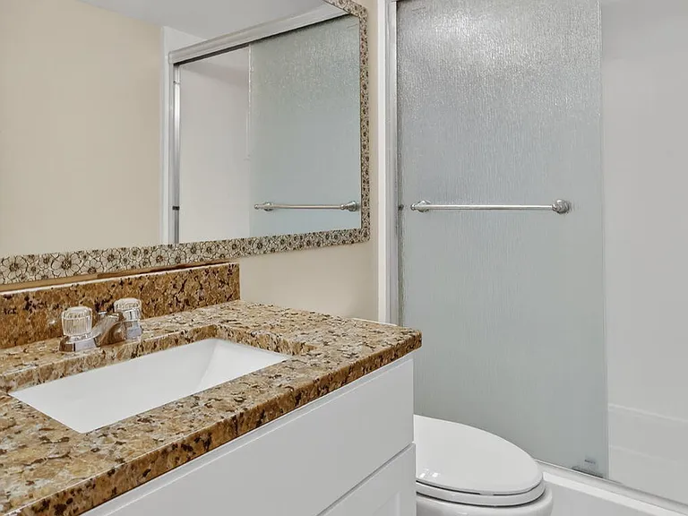624 Sea Pine Way #B3 — Photo 29