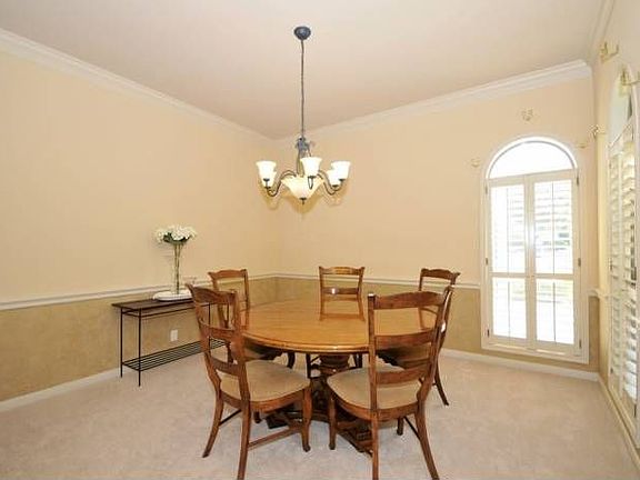 Dining Rm