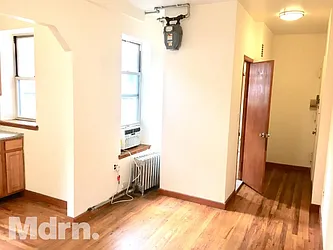 Rented by Mdrn Residential