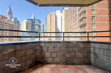 Rented by Coldwell Banker Warburg