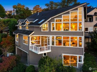 1702 Bradner Pl S, Seattle, WA 98144