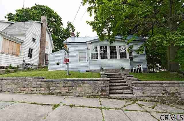 1st image of 26 Burgoyne St
