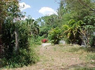 2557 Holly Ave, Naples, FL 34112