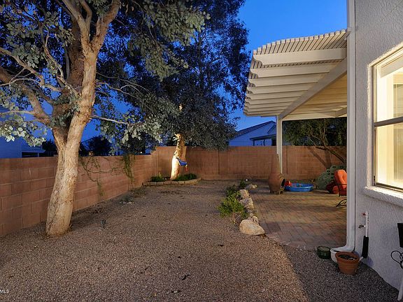 5th image of 9529 N Elan Ln