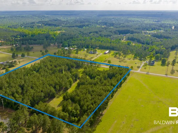 8800 Dovetail Ln W, Wilmer, AL 36587