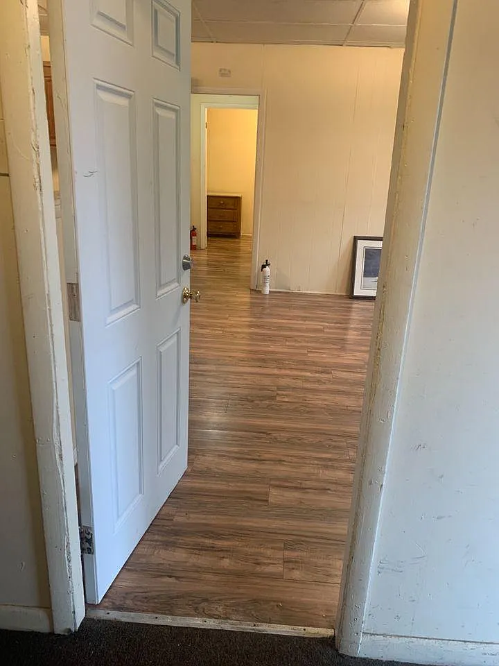 2 bed, 850 sqft, $1,100 — Photo 2