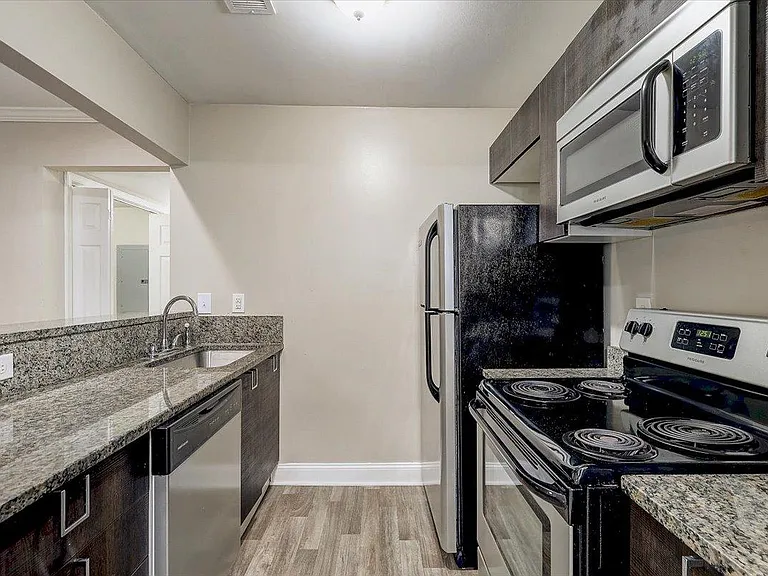 3681 Pavilion Point — Photo 36