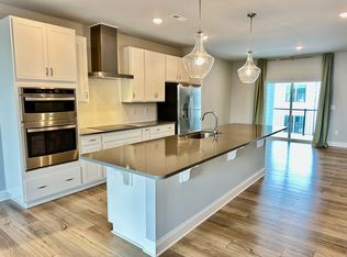 1253 S Blount St #201, Raleigh, NC 27601