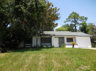 1088 N Harbor Dr, Deltona, FL 32725