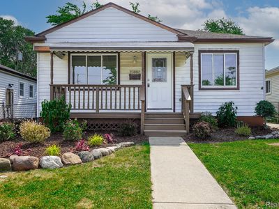 23082 Tuscany Ave, Eastpointe, MI, 48021