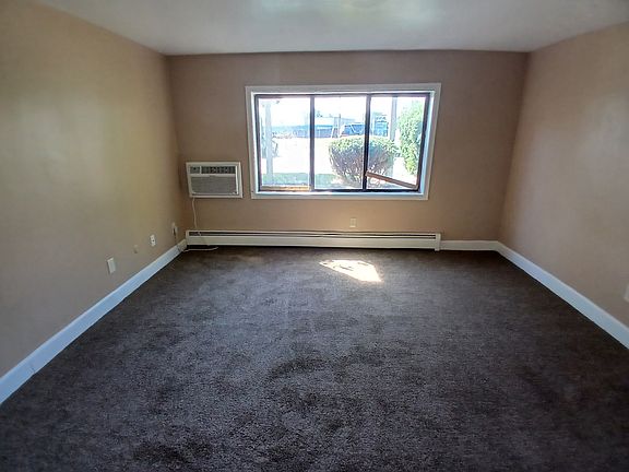 3rd image of 9502 Marine Memorial Dr APT 7