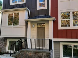 12124 NE 194th Ct #D, Bothell, WA 98011